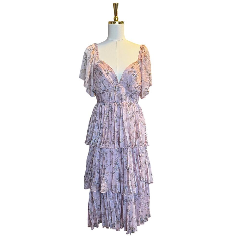NWT Lulus Gentle Charm Mauve Floral Print Pleated Tiered Midi Dress Size M - Picture 2 of 6